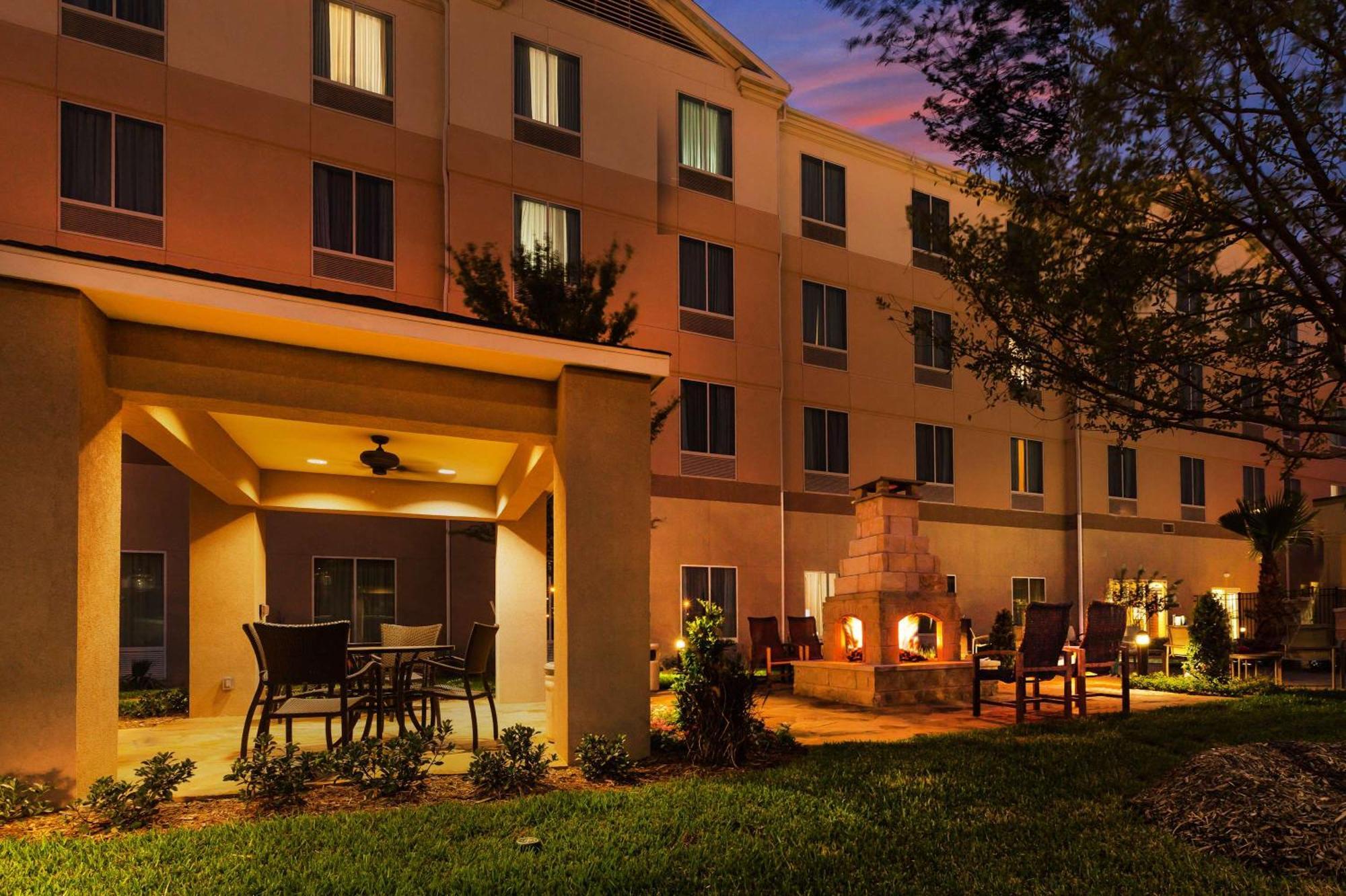 Hilton Garden Inn Midland Extérieur photo